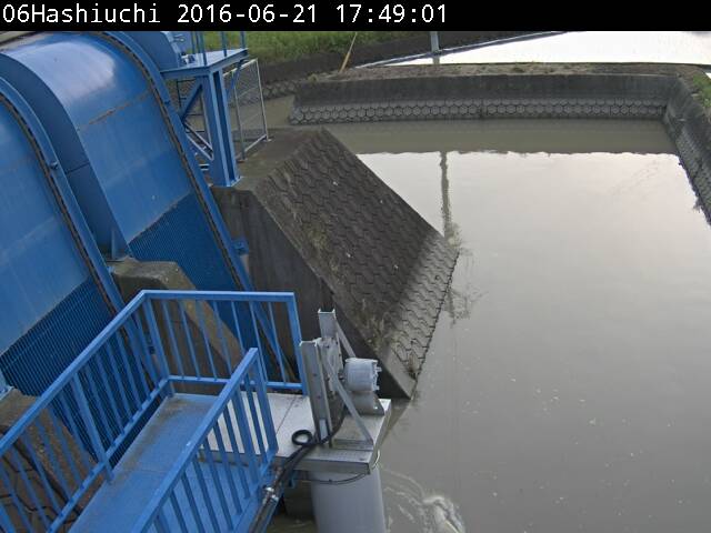 橋内排水機場の平常時の画像です