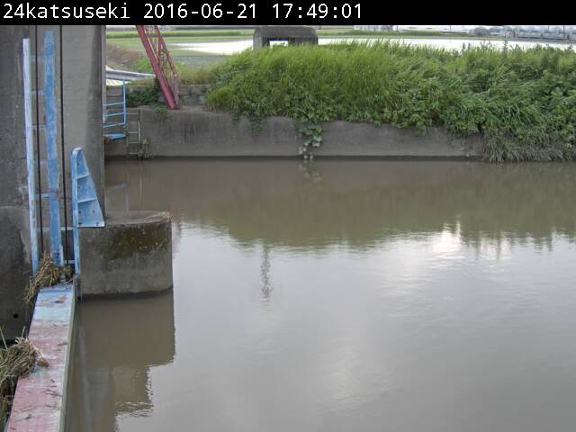 勝堰の平常時の画像です